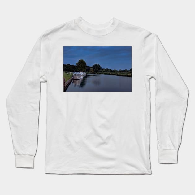 River Bure Coltishall at twilight Long Sleeve T-Shirt by avrilharris